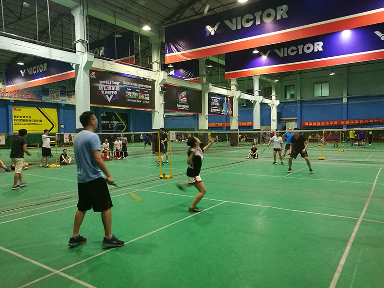 柏爾斯羽毛球比賽